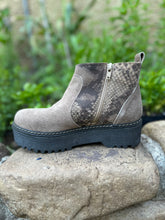 Cargar imagen en el visor de la galería, Botín reno taupe